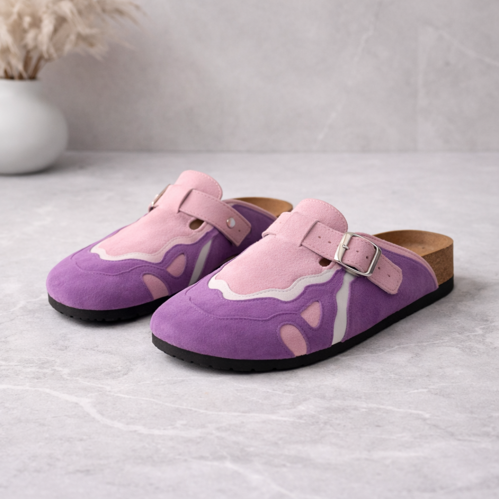 Zuecos Pellmaro de ante rosa y morado con hebilla